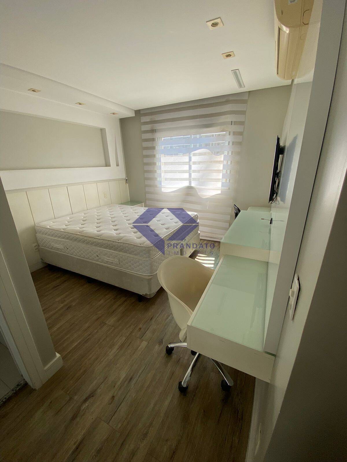 Apartamento à venda com 3 quartos, 104m² - Foto 18