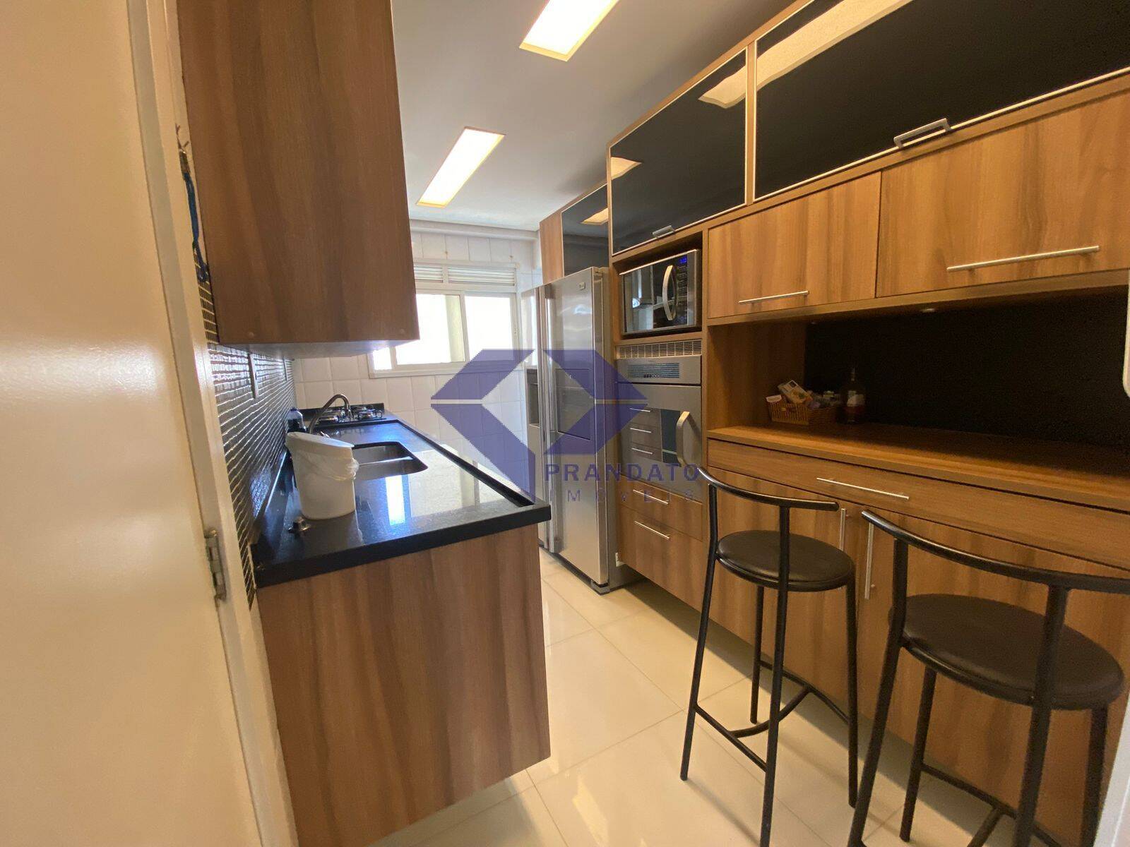 Apartamento à venda com 3 quartos, 104m² - Foto 8