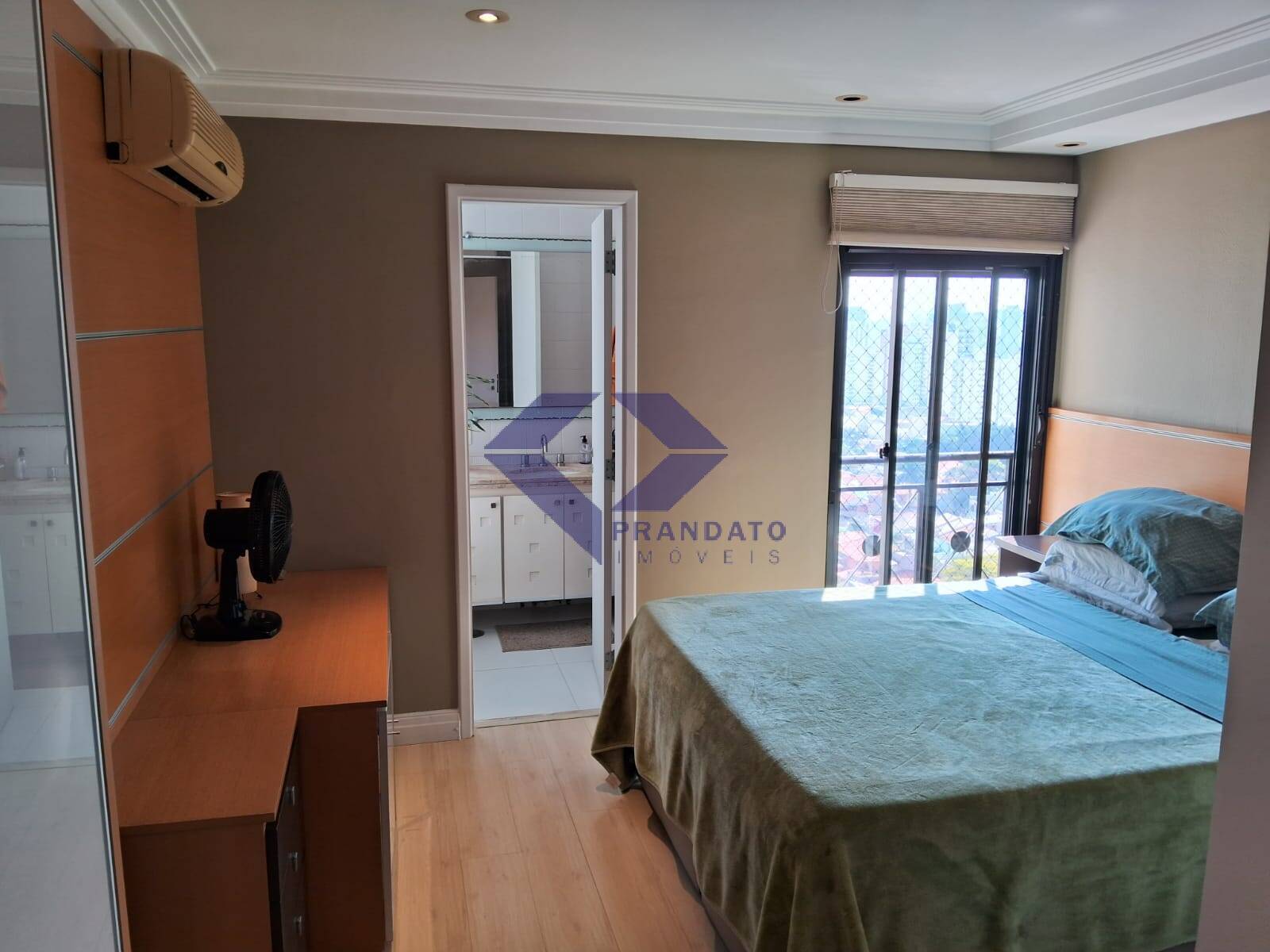 Apartamento à venda com 3 quartos, 107m² - Foto 13