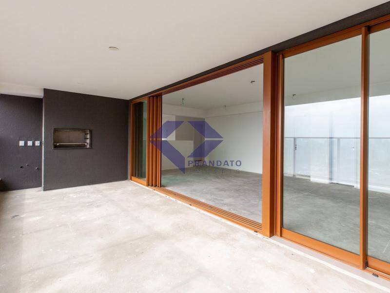 Apartamento à venda com 3 quartos, 145m² - Foto 8