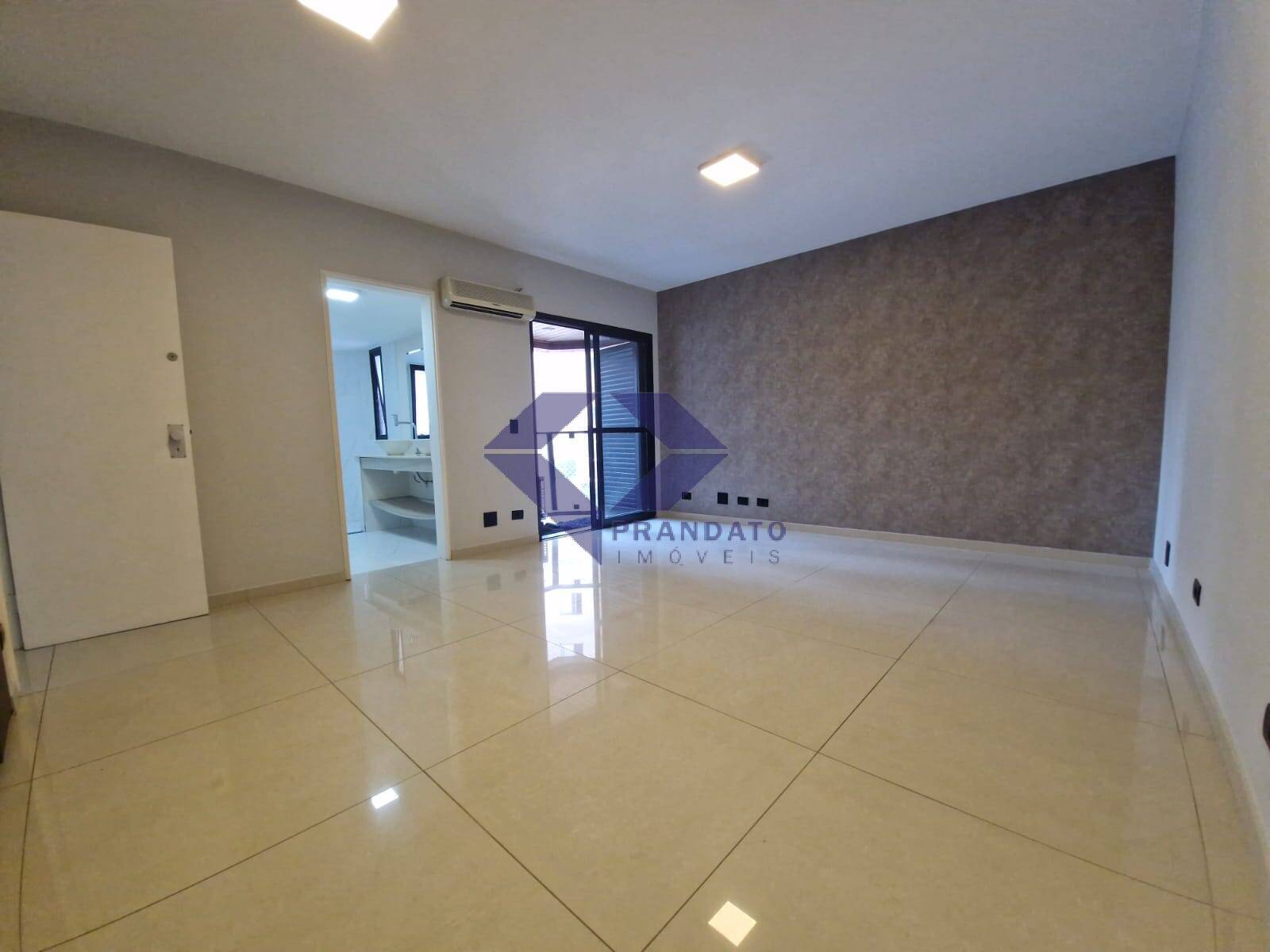 Apartamento à venda com 4 quartos, 216m² - Foto 12