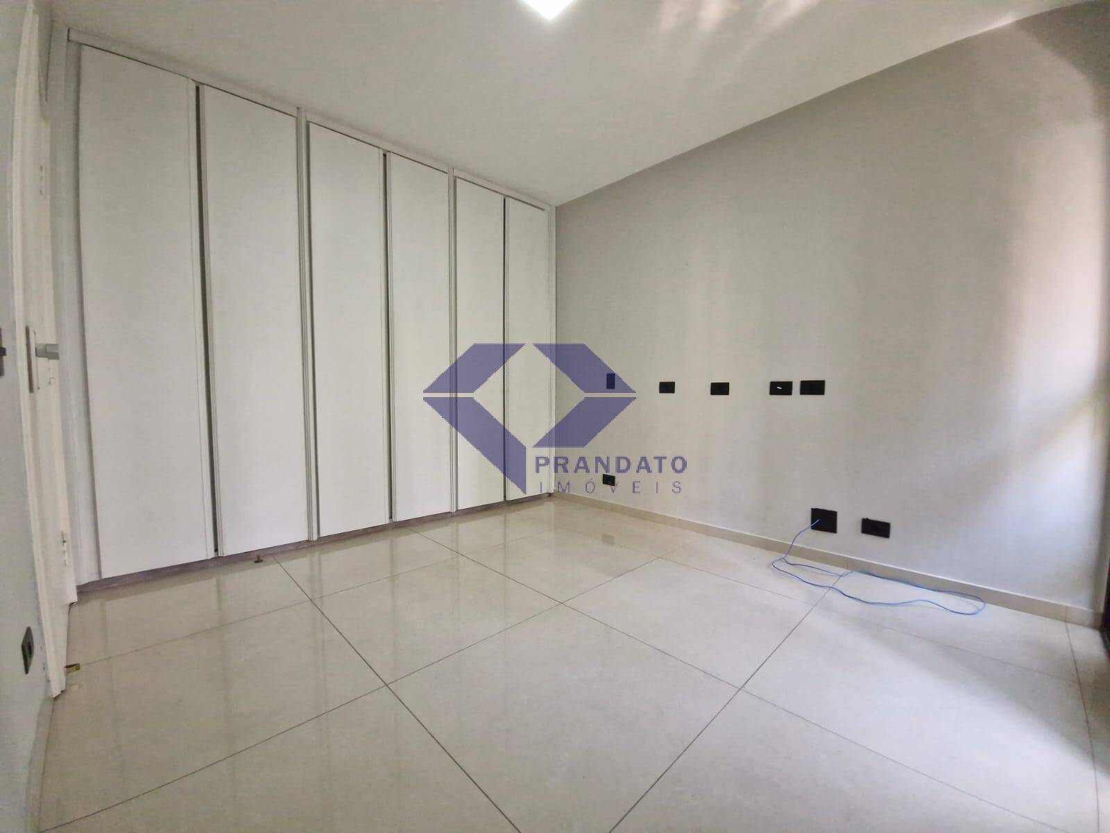 Apartamento à venda com 4 quartos, 216m² - Foto 28