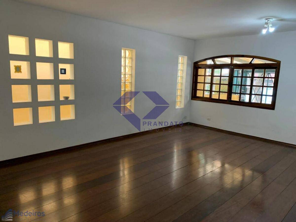 Casa à venda com 3 quartos, 138m² - Foto 3