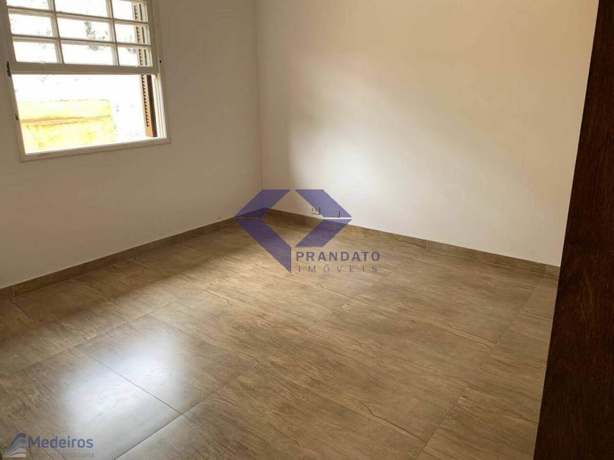 Casa à venda com 3 quartos, 138m² - Foto 12