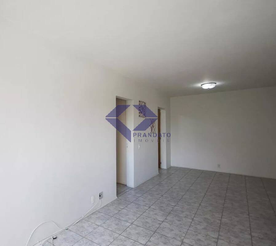 Apartamento à venda com 3 quartos, 110m² - Foto 1