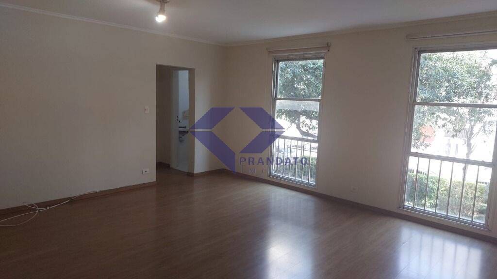 Apartamento à venda com 3 quartos, 150m² - Foto 1