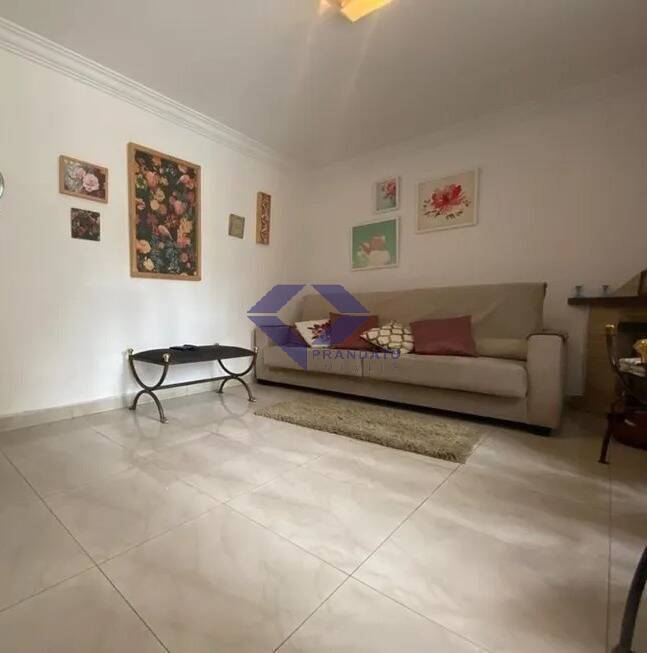 Casa à venda com 3 quartos, 190m² - Foto 3