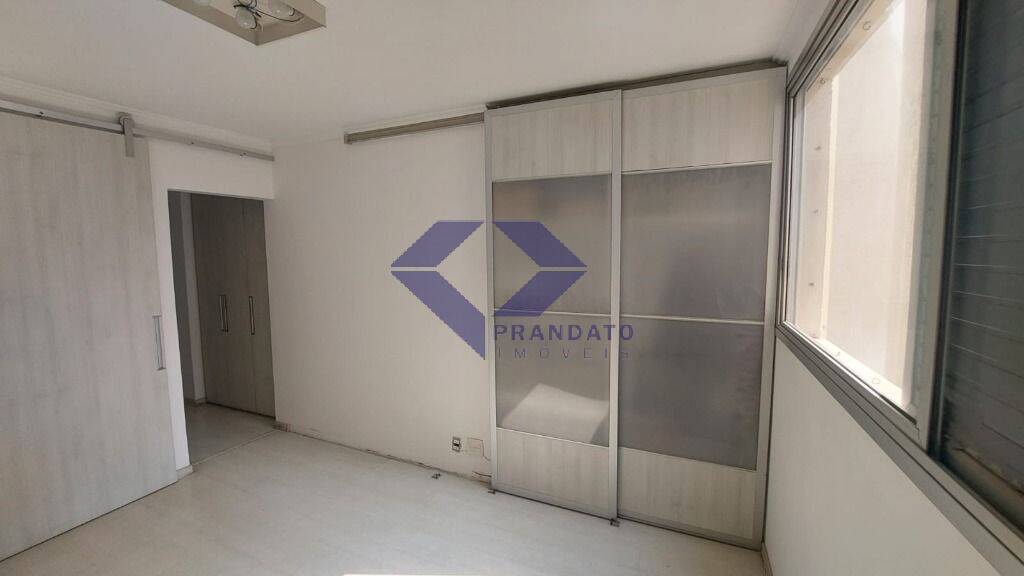 Apartamento à venda com 3 quartos, 110m² - Foto 11