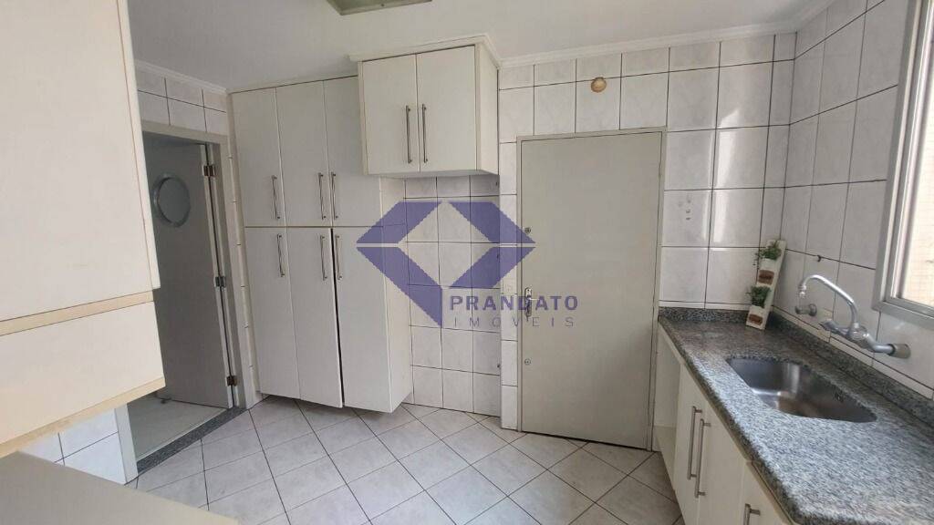 Apartamento à venda com 3 quartos, 110m² - Foto 4