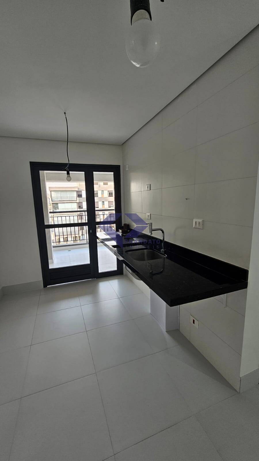 Apartamento à venda com 3 quartos, 130m² - Foto 5