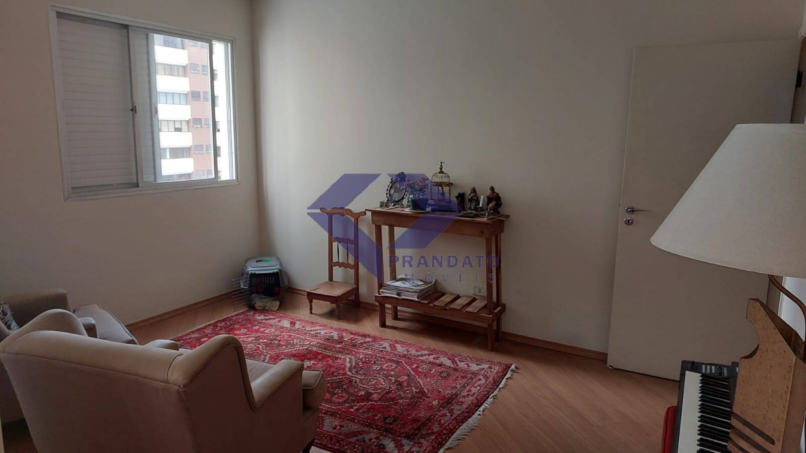 Apartamento à venda com 3 quartos, 130m² - Foto 3