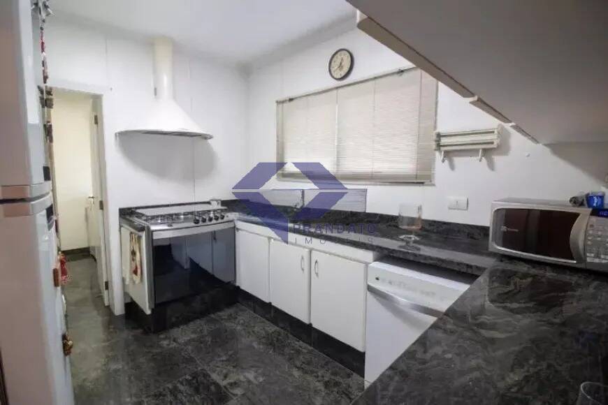 Apartamento à venda com 4 quartos, 220m² - Foto 6