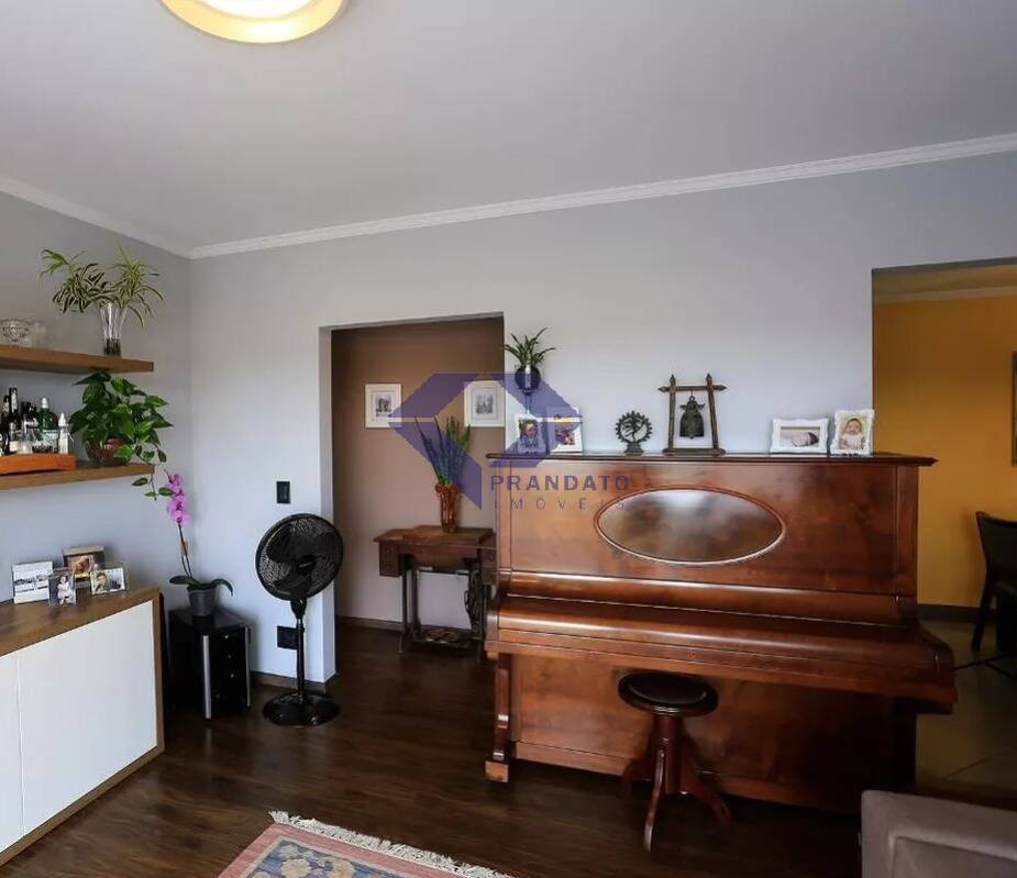 Apartamento à venda com 3 quartos, 130m² - Foto 6