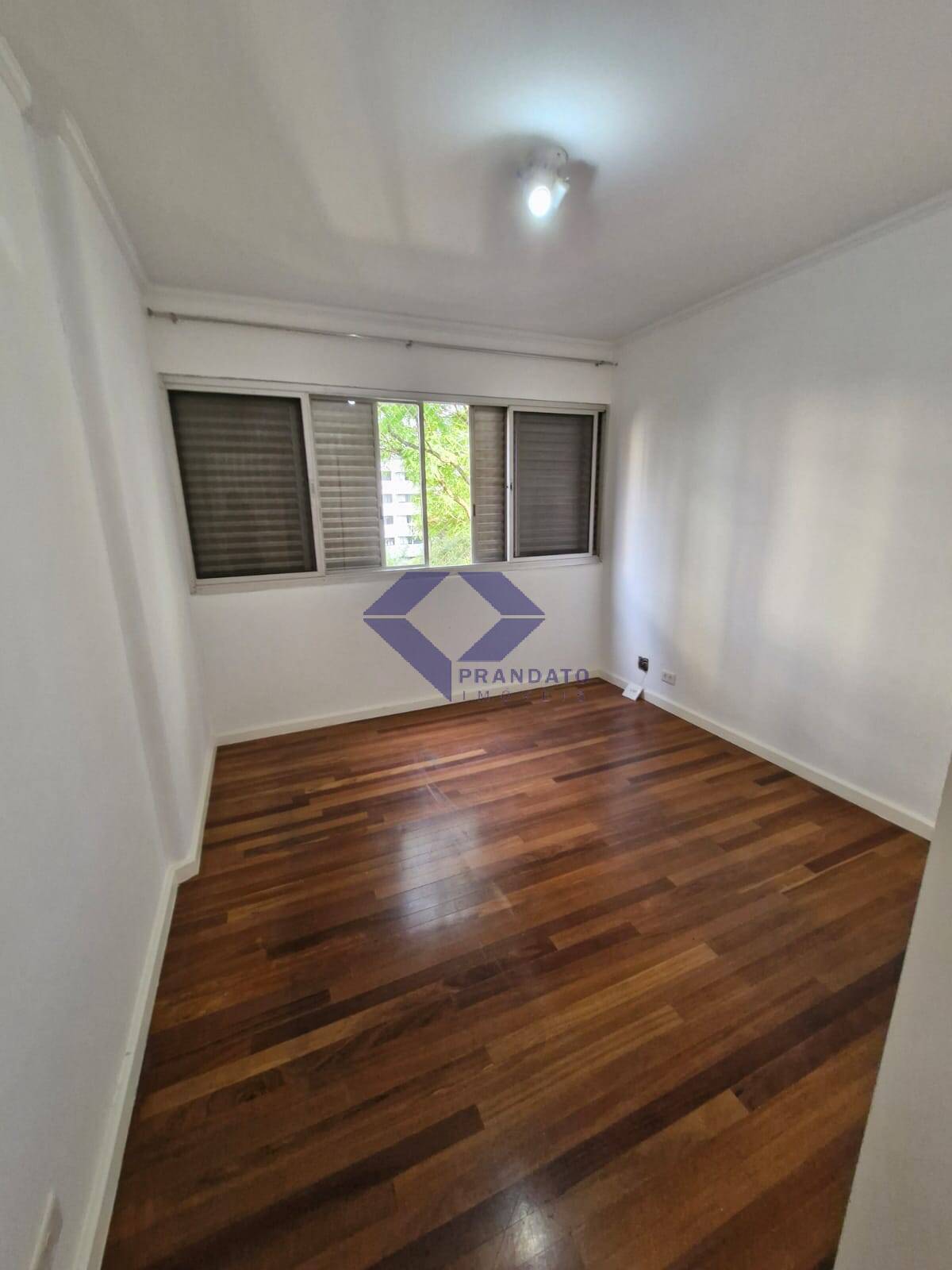 Apartamento à venda com 4 quartos, 186m² - Foto 12