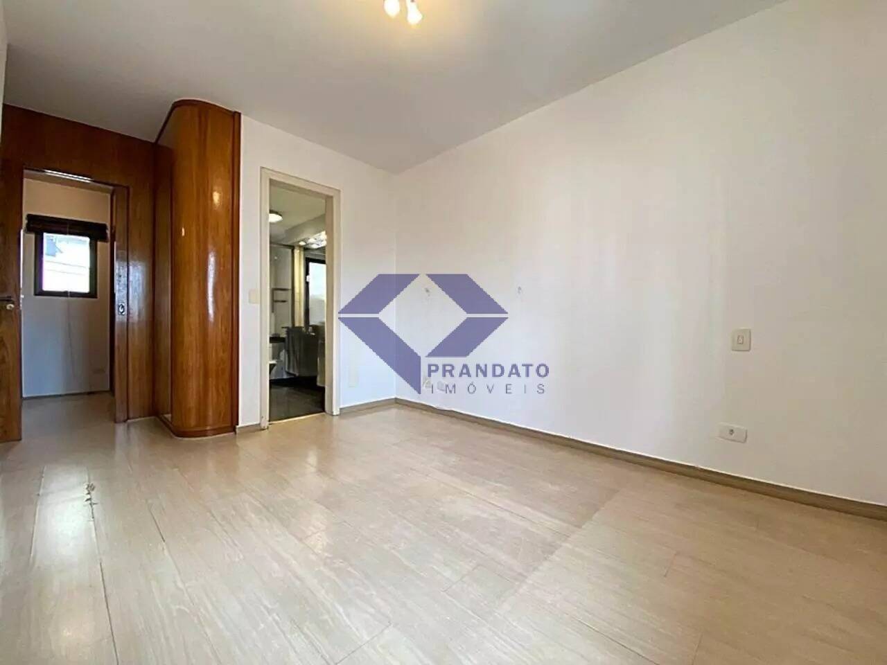 Apartamento à venda com 3 quartos, 110m² - Foto 10