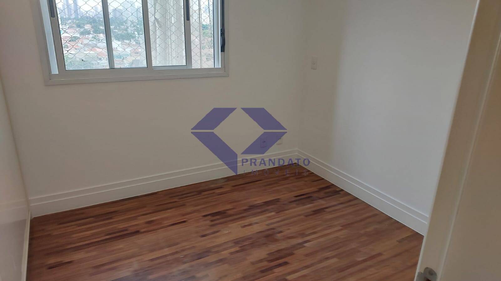 Apartamento para alugar com 3 quartos, 120m² - Foto 9