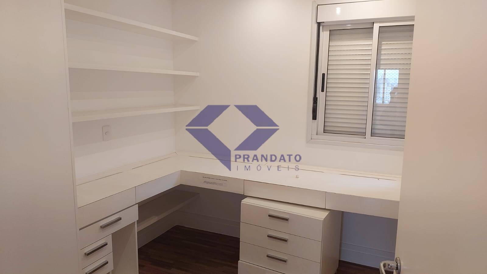 Apartamento para alugar com 3 quartos, 120m² - Foto 11