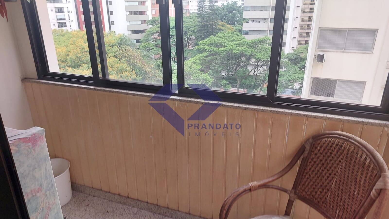 Apartamento à venda com 4 quartos, 198m² - Foto 9