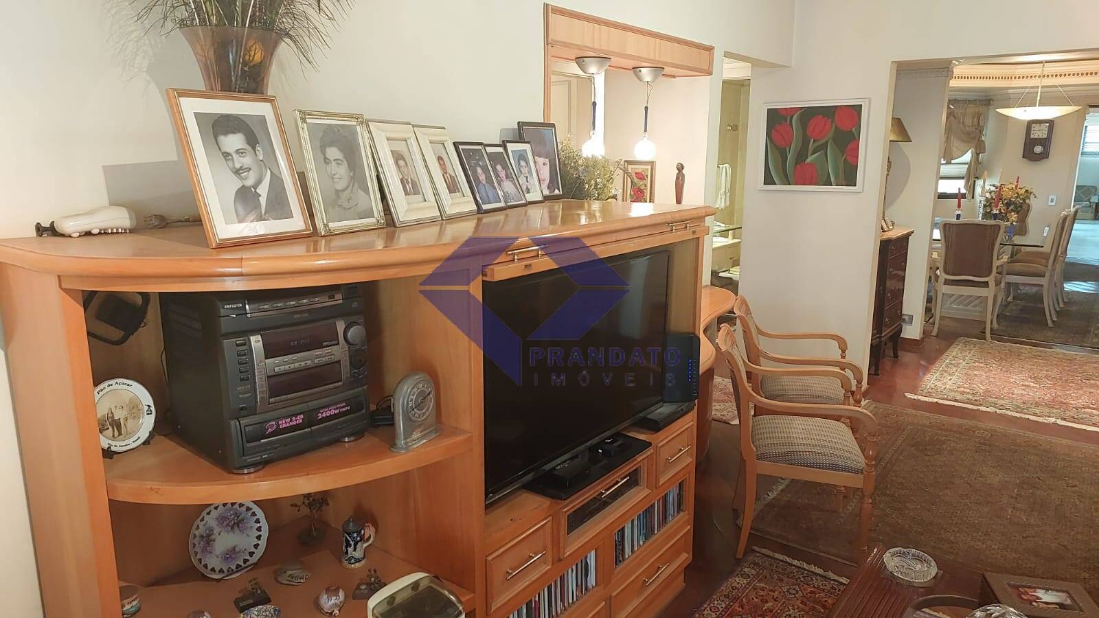 Apartamento à venda com 4 quartos, 198m² - Foto 3