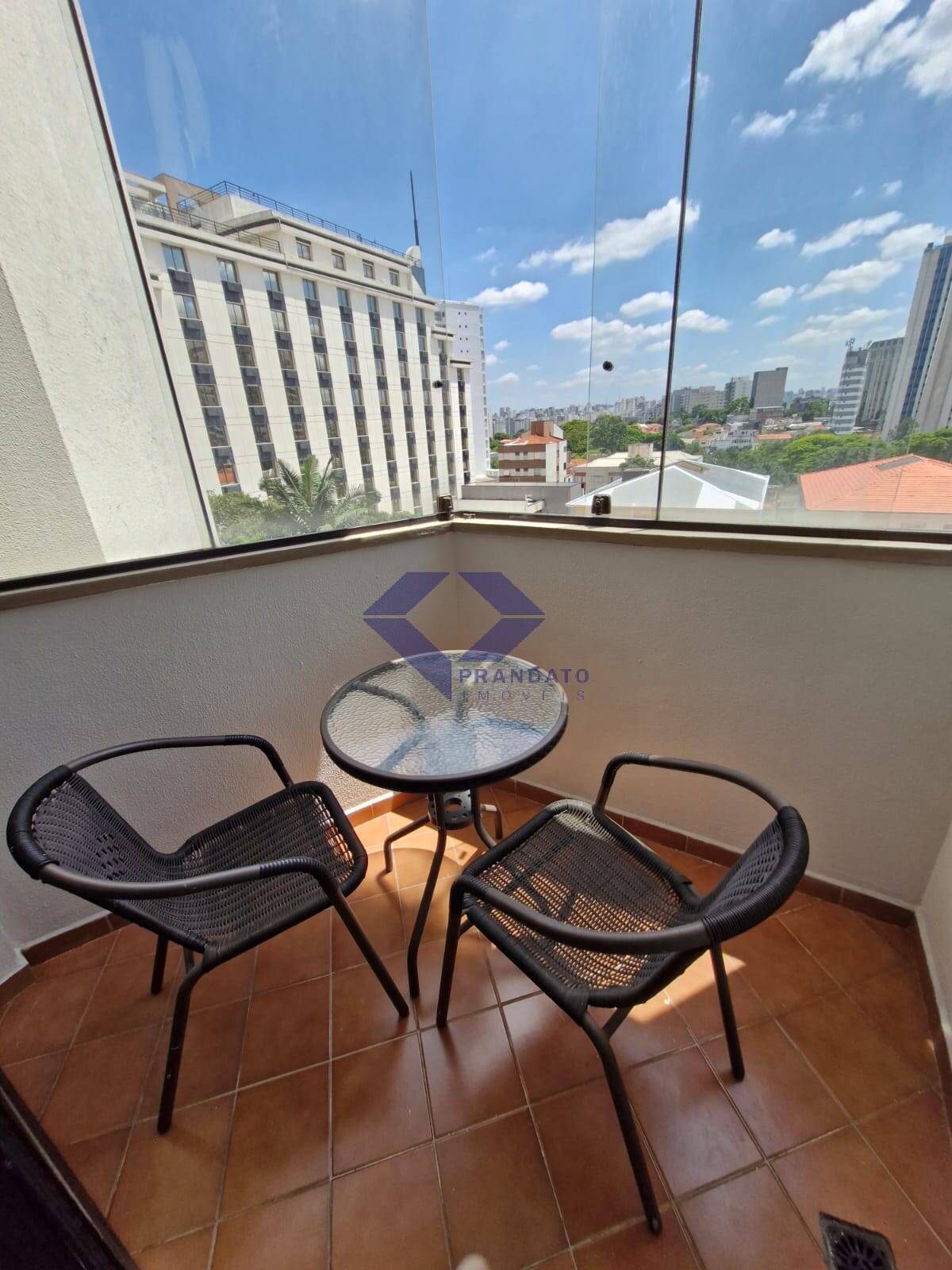 Apartamento à venda com 2 quartos, 57m² - Foto 3