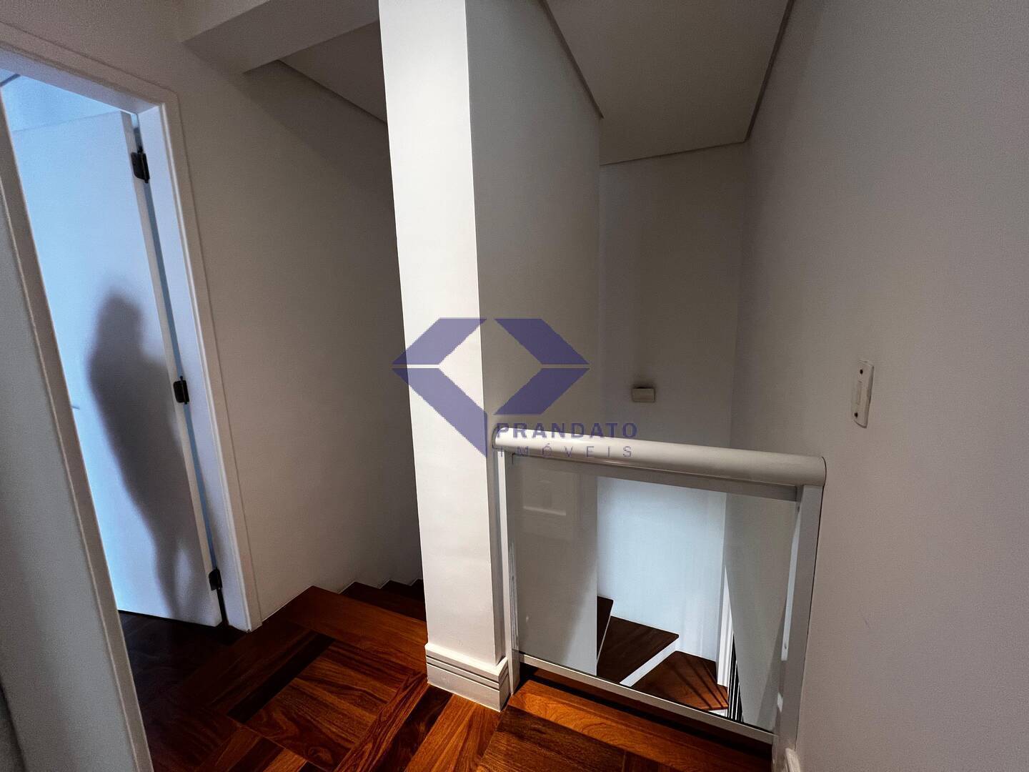 Apartamento para alugar com 2 quartos, 102m² - Foto 8