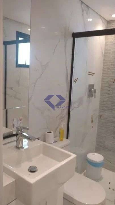 Apartamento para alugar com 4 quartos, 160m² - Foto 10