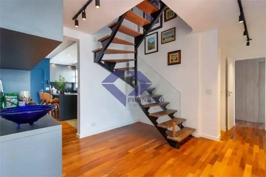 Cobertura à venda com 3 quartos, 240m² - Foto 11