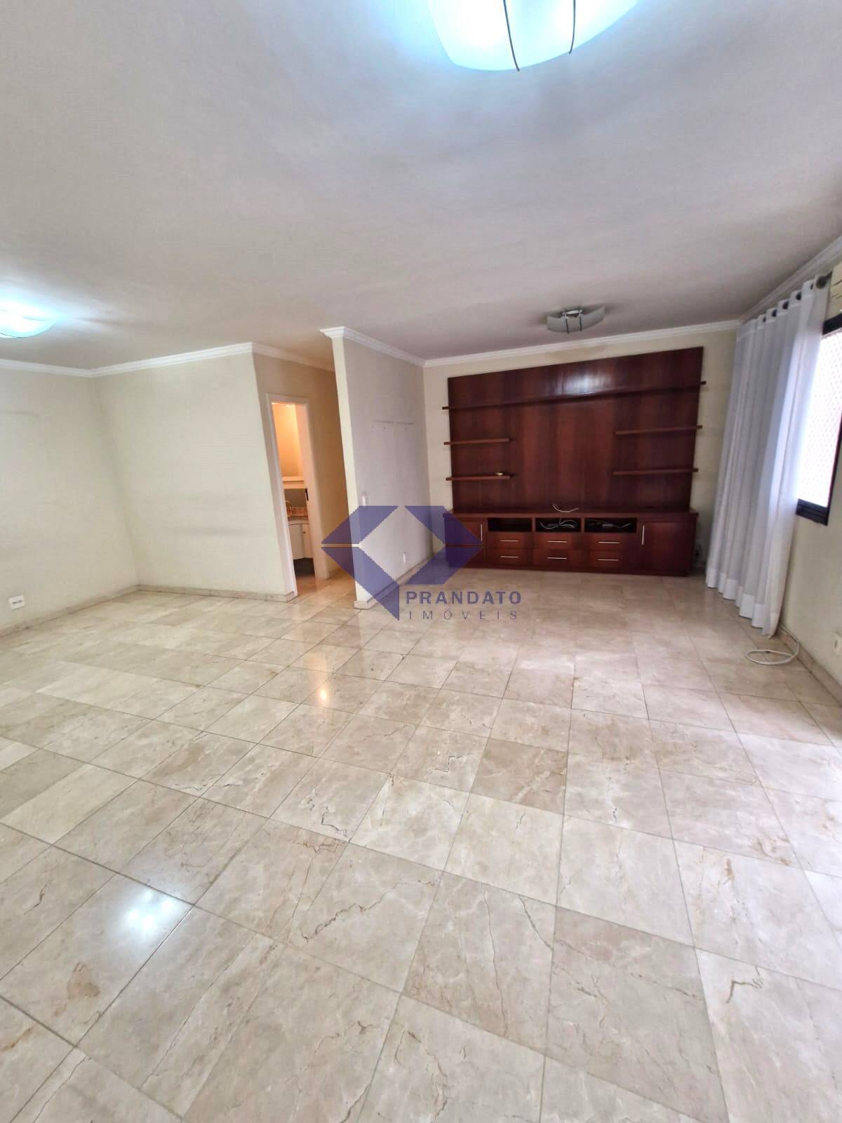 Apartamento à venda com 2 quartos, 105m² - Foto 3