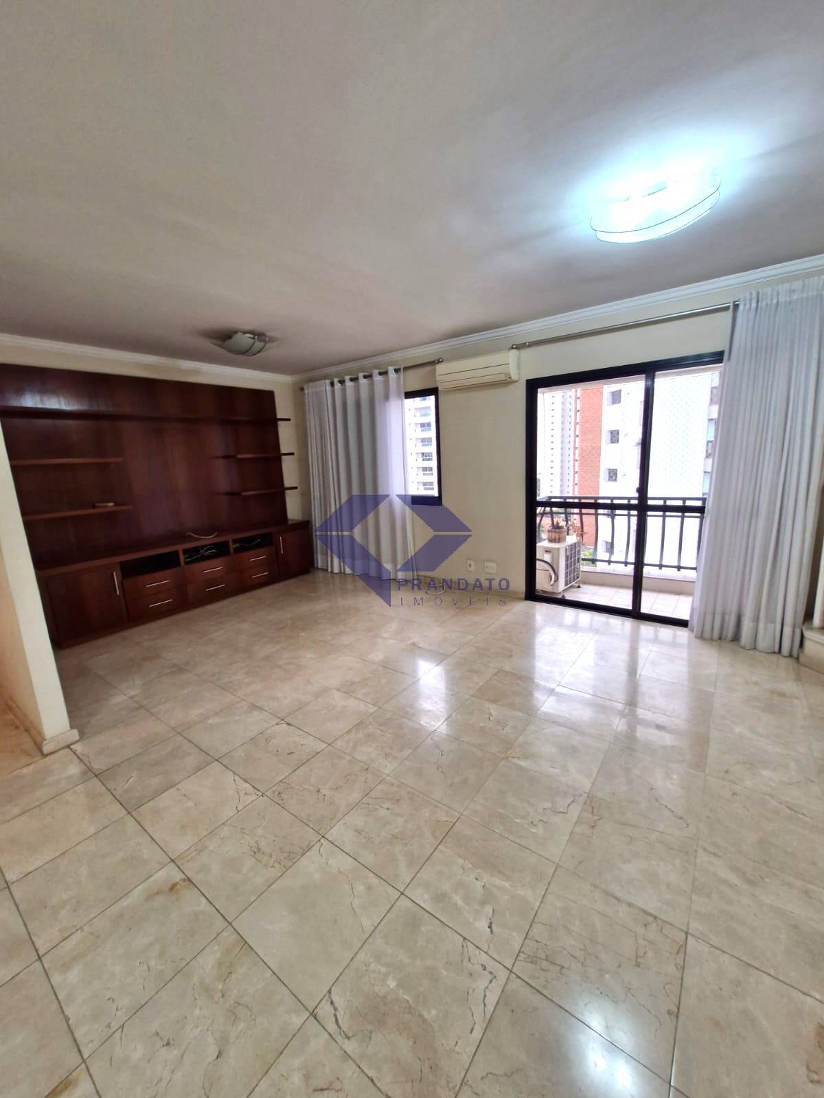 Apartamento à venda com 2 quartos, 105m² - Foto 1