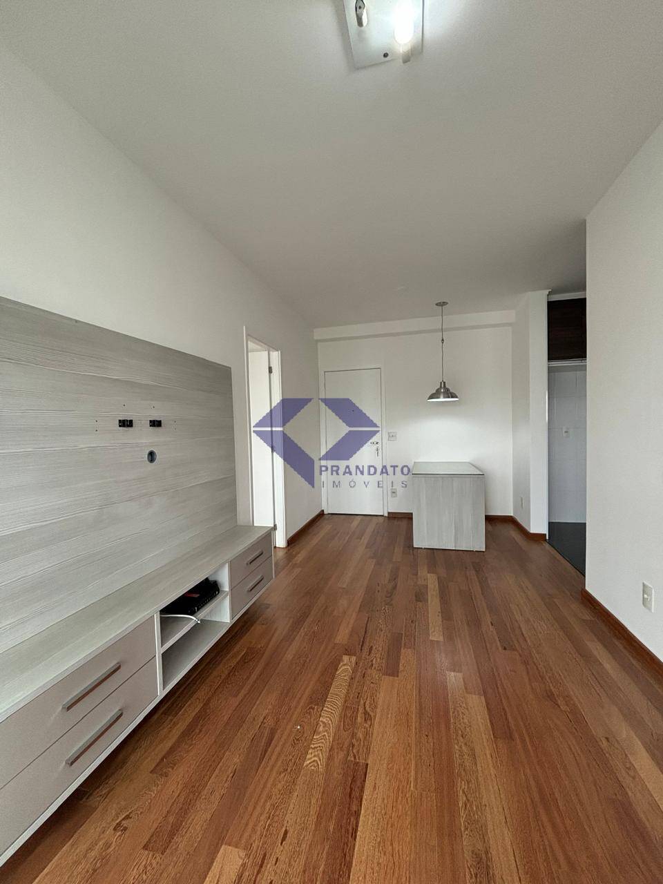 Apartamento para alugar com 1 quarto, 50m² - Foto 10