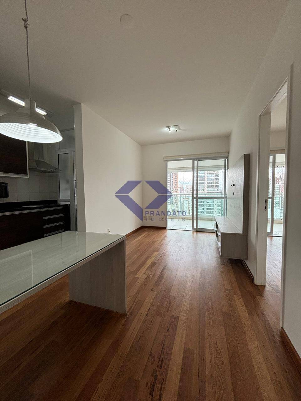 Apartamento para alugar com 1 quarto, 50m² - Foto 1