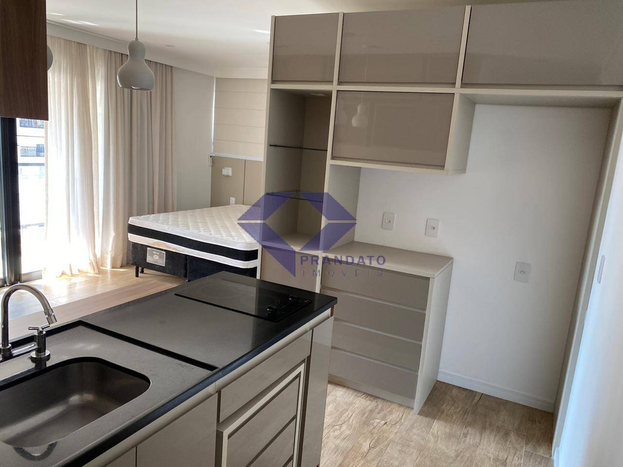 Apartamento para alugar com 1 quarto, 38m² - Foto 1