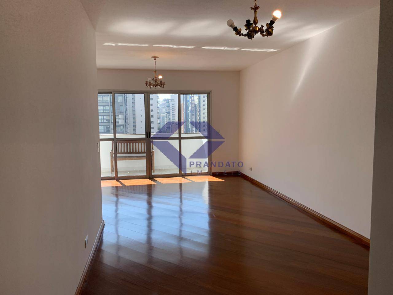 Apartamento à venda e aluguel com 4 quartos, 144m² - Foto 1