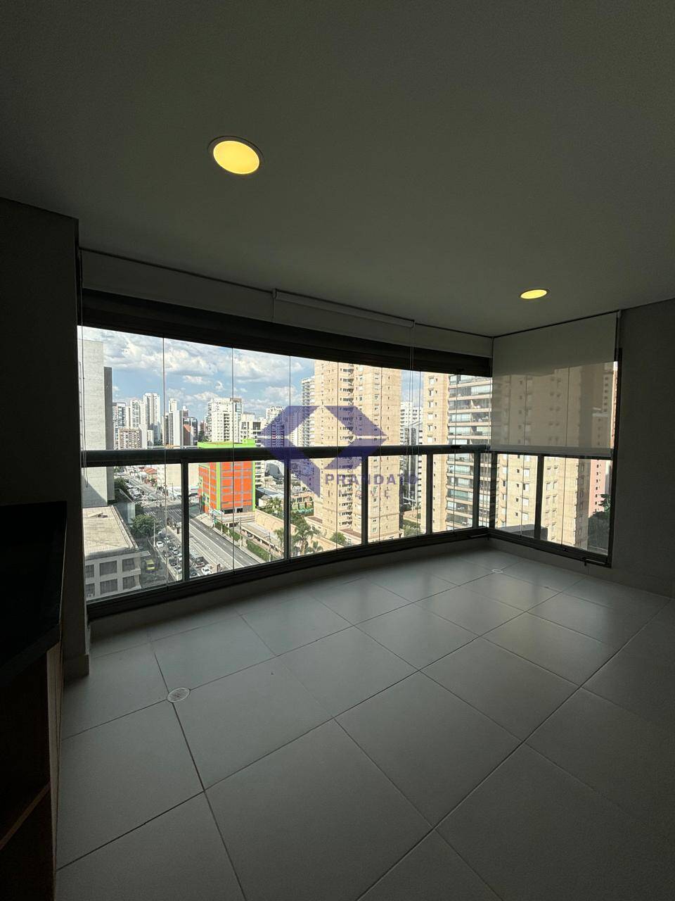 Apartamento para alugar com 3 quartos, 81m² - Foto 4