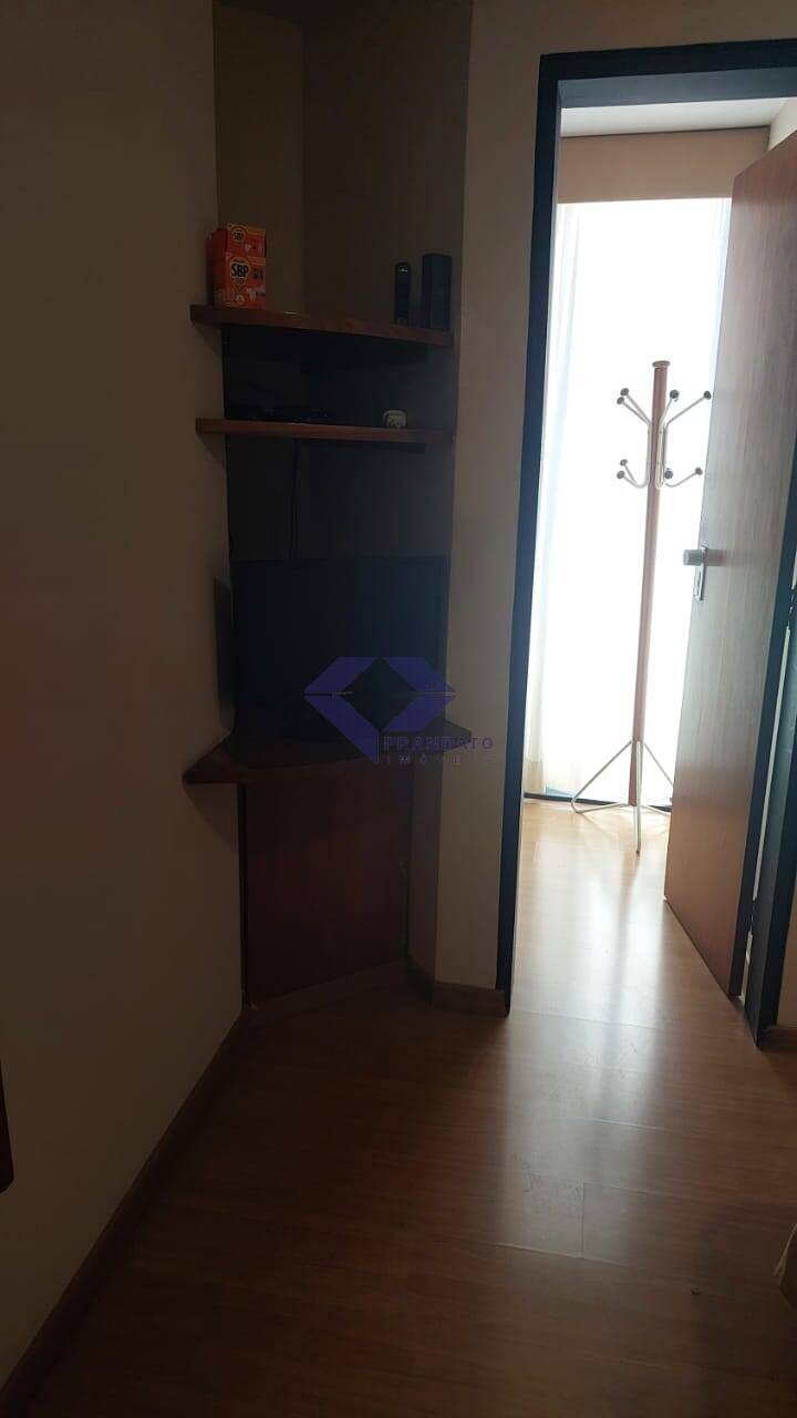 Apartamento à venda com 1 quarto, 50m² - Foto 8