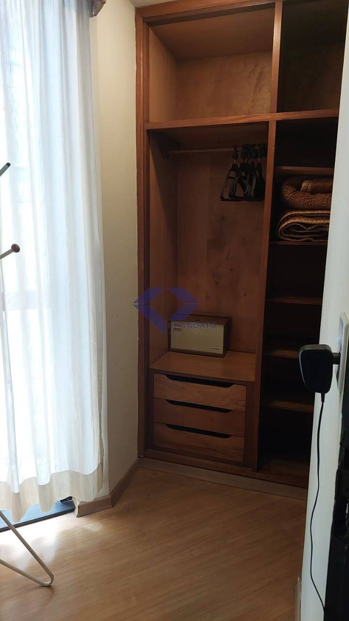 Apartamento à venda com 1 quarto, 50m² - Foto 13