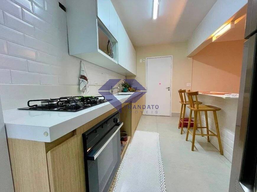 Apartamento à venda com 3 quartos, 111m² - Foto 6