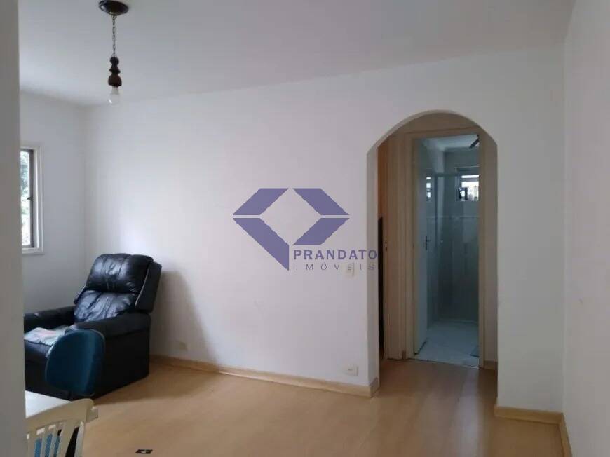 Apartamento à venda com 1 quarto, 42m² - Foto 2