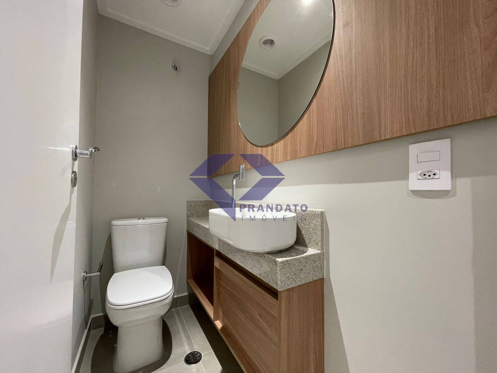 Apartamento para alugar com 2 quartos, 75m² - Foto 16