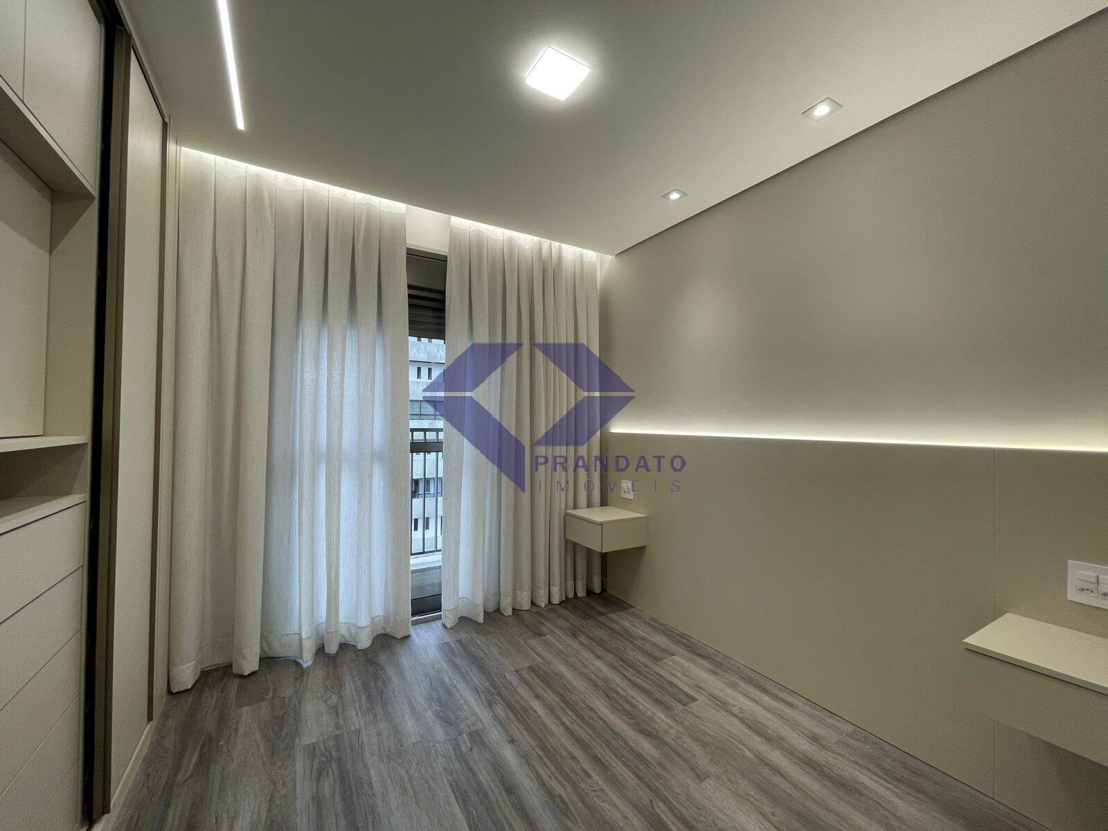 Apartamento para alugar com 2 quartos, 75m² - Foto 18