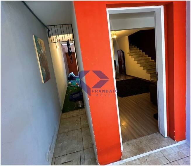 Casa à venda com 2 quartos, 210m² - Foto 12