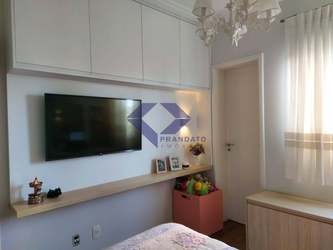 Apartamento para alugar com 3 quartos, 180m² - Foto 18