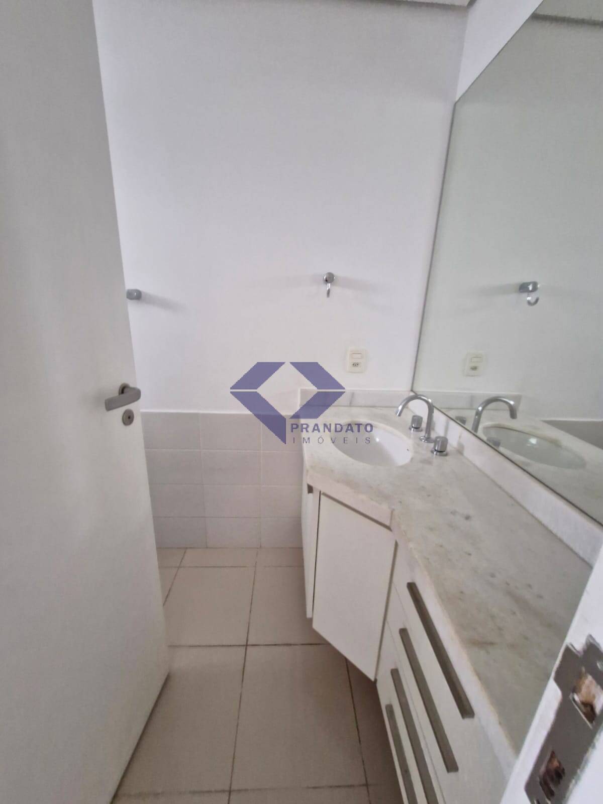 Apartamento à venda com 4 quartos, 223m² - Foto 11