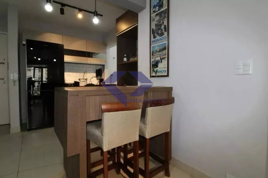 Apartamento à venda com 1 quarto, 50m² - Foto 5