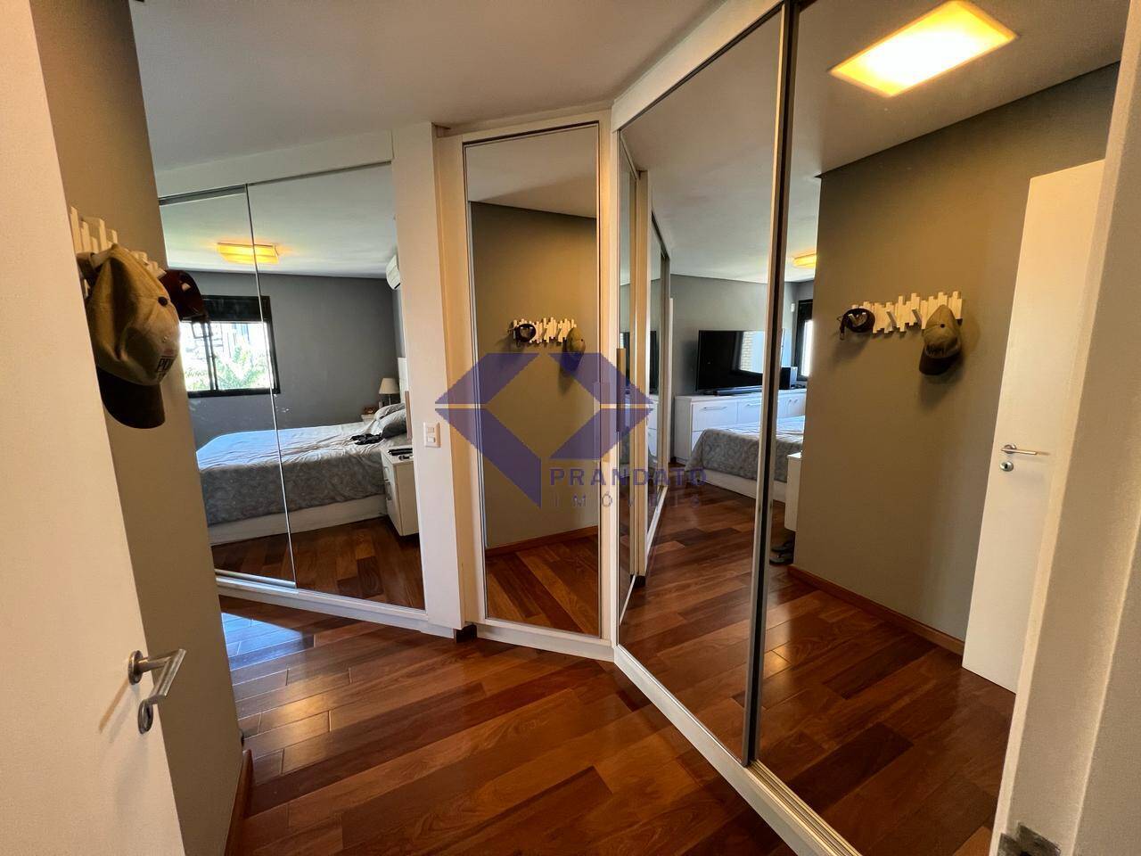 Apartamento à venda com 3 quartos, 120m² - Foto 9