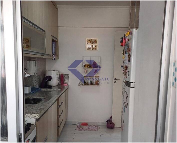 Apartamento à venda com 1 quarto, 48m² - Foto 2