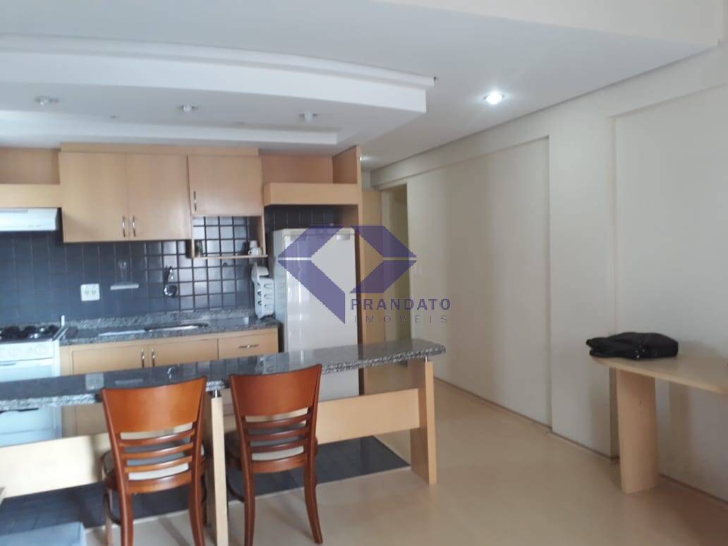 Apartamento para alugar com 1 quarto, 53m² - Foto 1