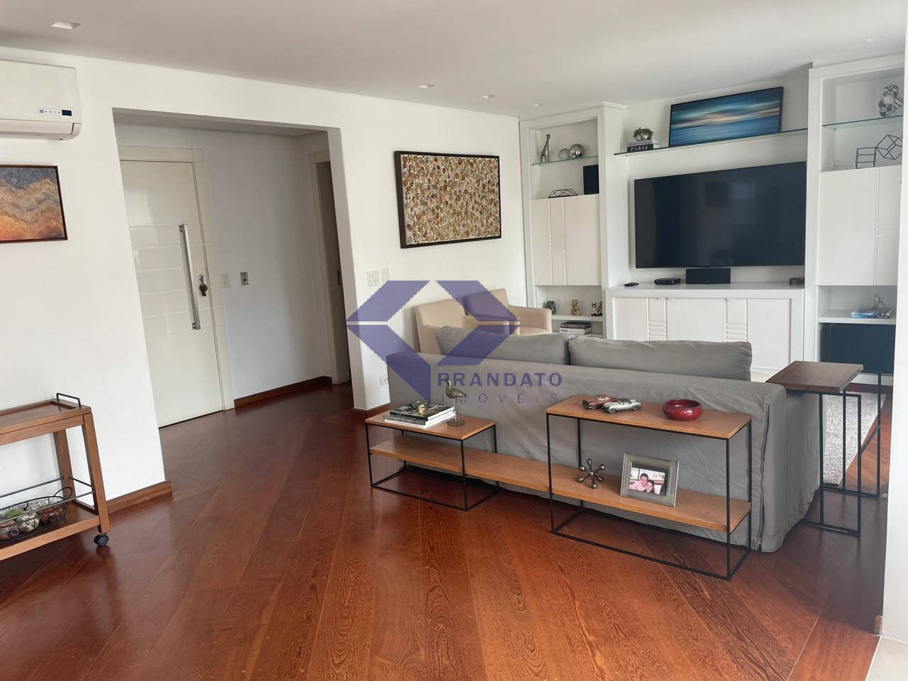 Apartamento à venda com 3 quartos, 220m² - Foto 5