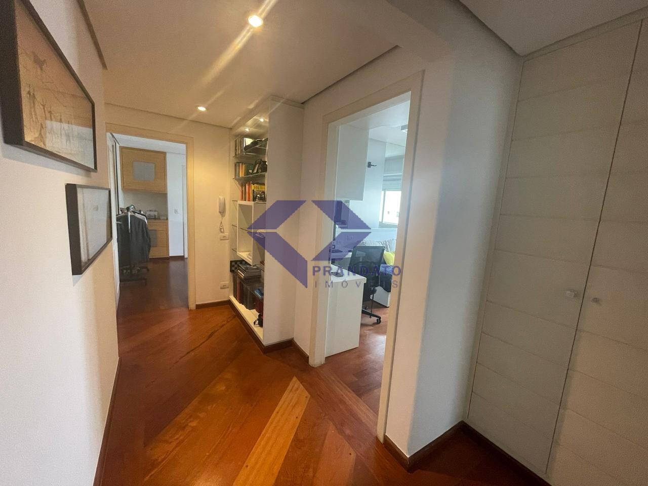 Apartamento à venda com 3 quartos, 220m² - Foto 12