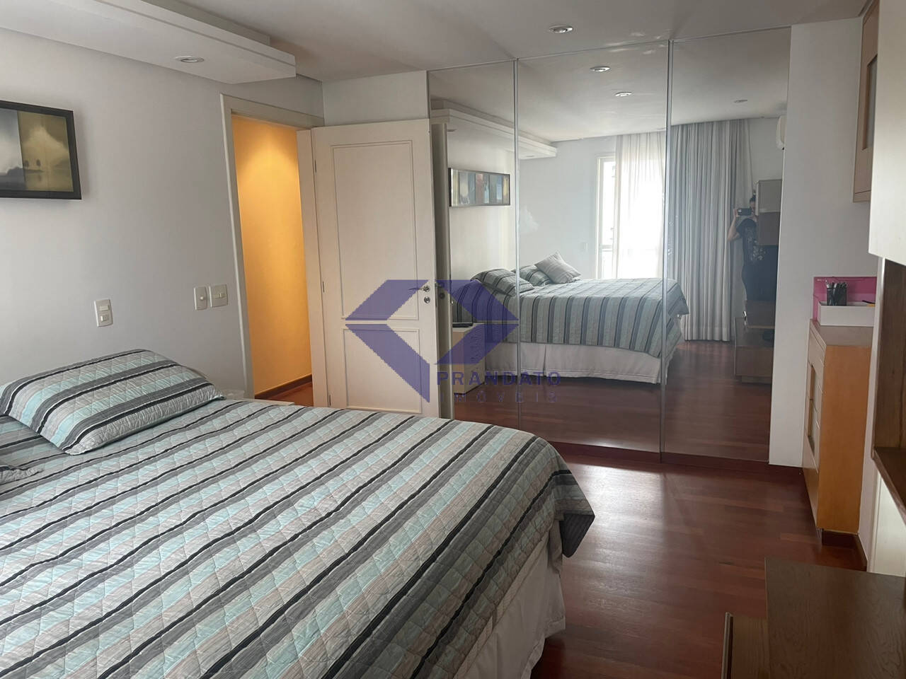 Apartamento à venda com 3 quartos, 220m² - Foto 13